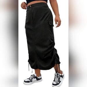 Black 3x Cargo Skirt
